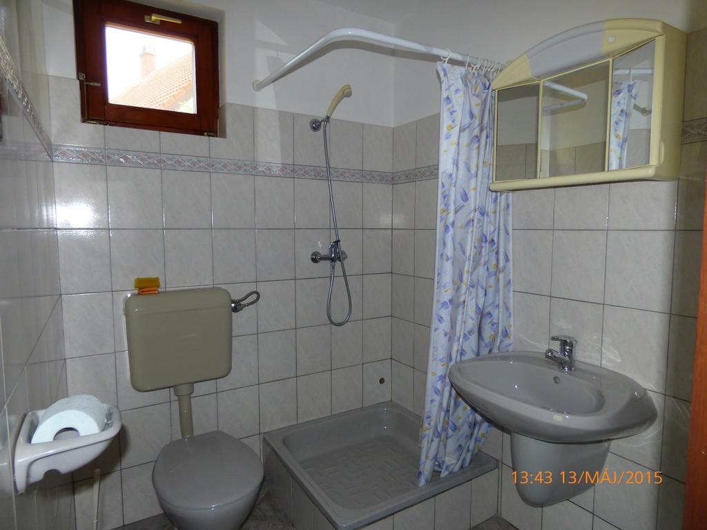 Fabian Apartman-Haz Szántód 객실 사진